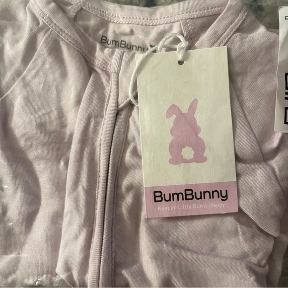 New Bumbunny Footsie Bamboo Romper in Sea Shell - Picture 6 of 8
